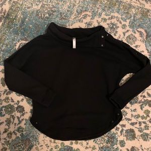 Fabletics sweatshirt
